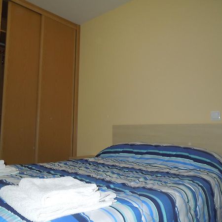 Apartamento Cuatro Torres Madrid Luaran gambar
