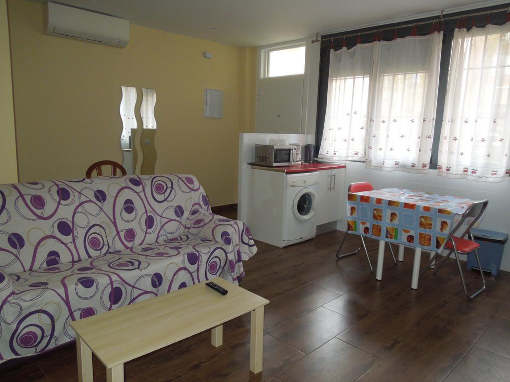 Apartamento Cuatro Torres Madrid Luaran gambar