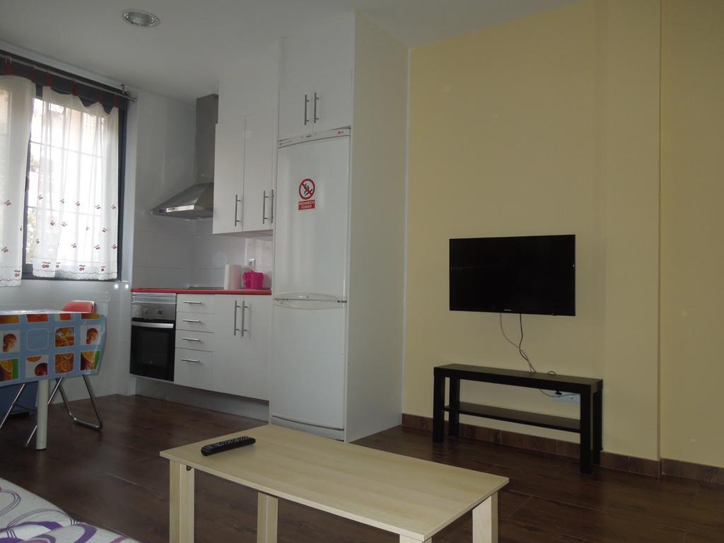 Apartamento Cuatro Torres Madrid Luaran gambar