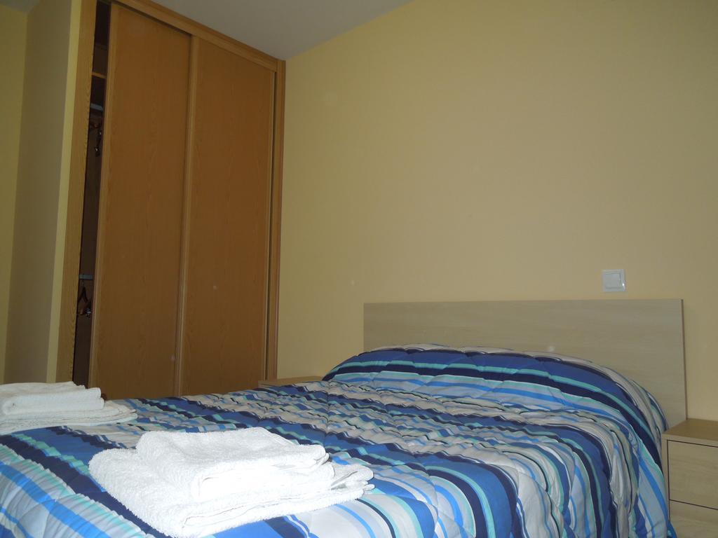 Apartamento Cuatro Torres Madrid Luaran gambar